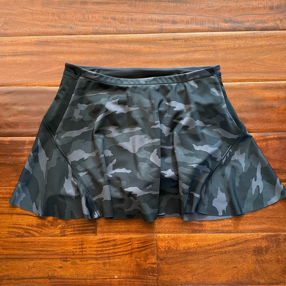 Athleta Match Point Skort- Small